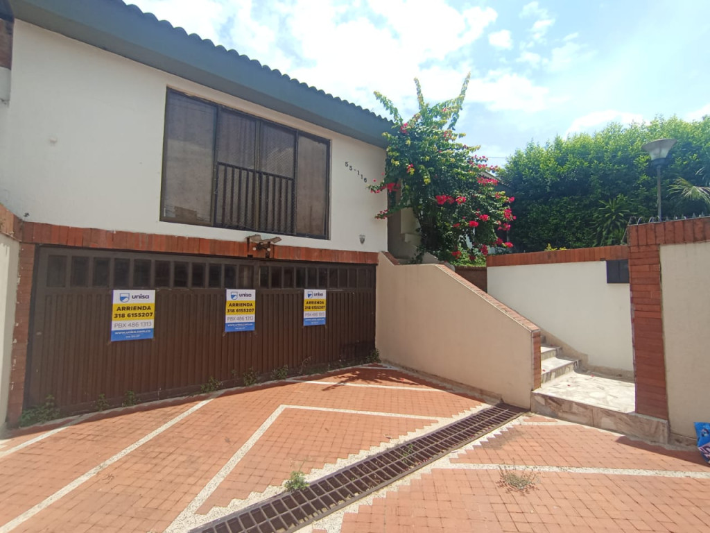 Casa En Arriendo - Bella Suiza, Cali