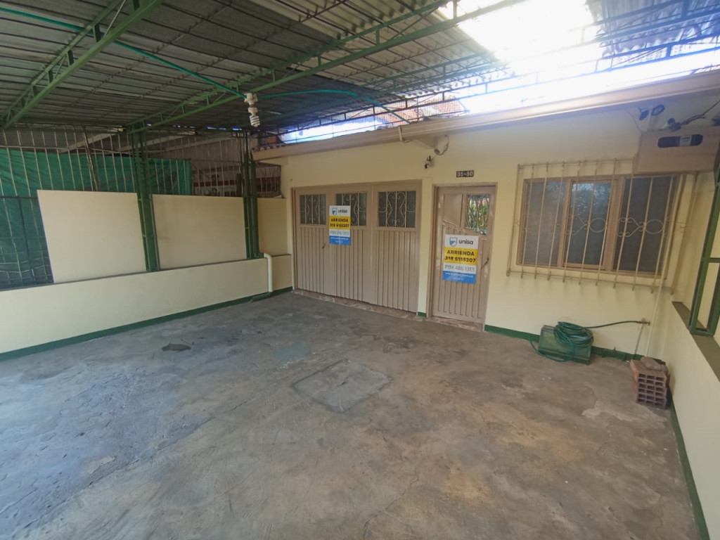 Casa En Arriendo - La Primavera, Cali