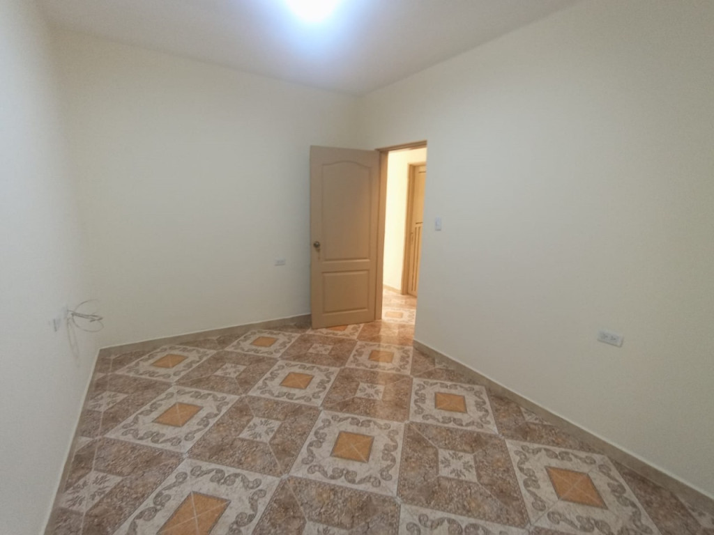 Casa En Arriendo - La Primavera, Cali