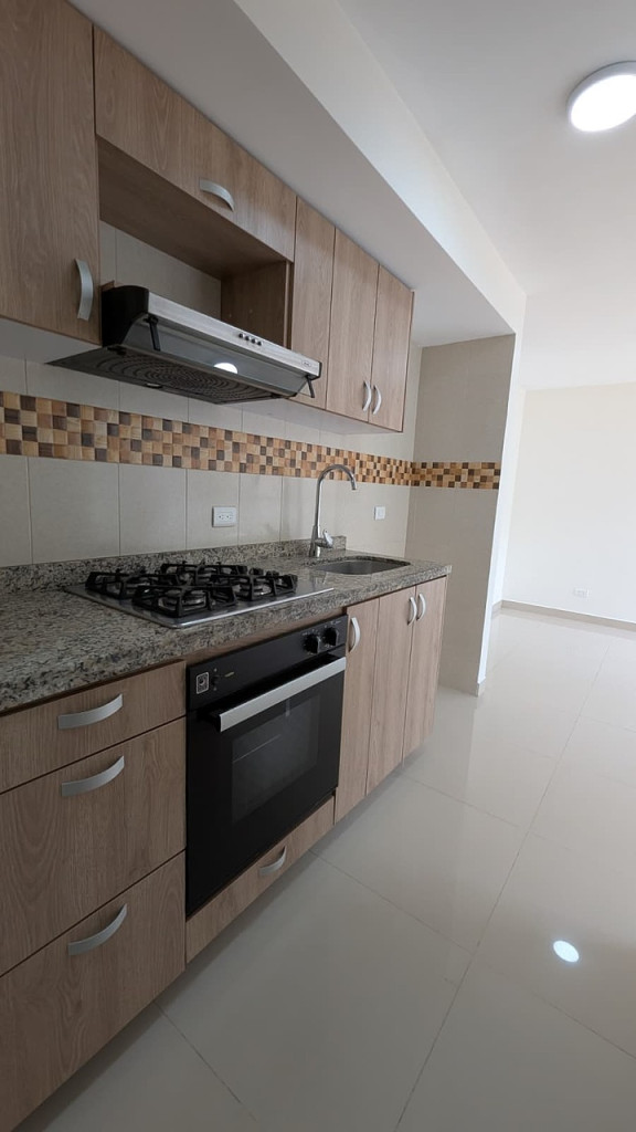 Apartamento En Arriendo - Aguacatal, Cali