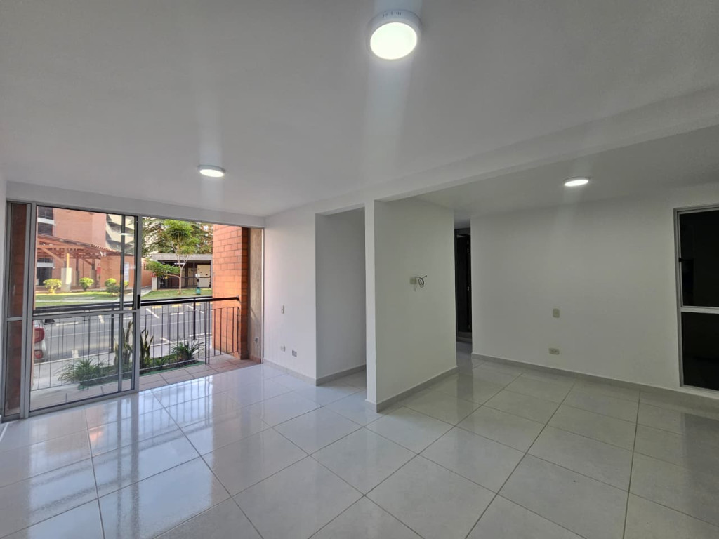 Apartamento En Arriendo - Valle Del Lili, Cali
