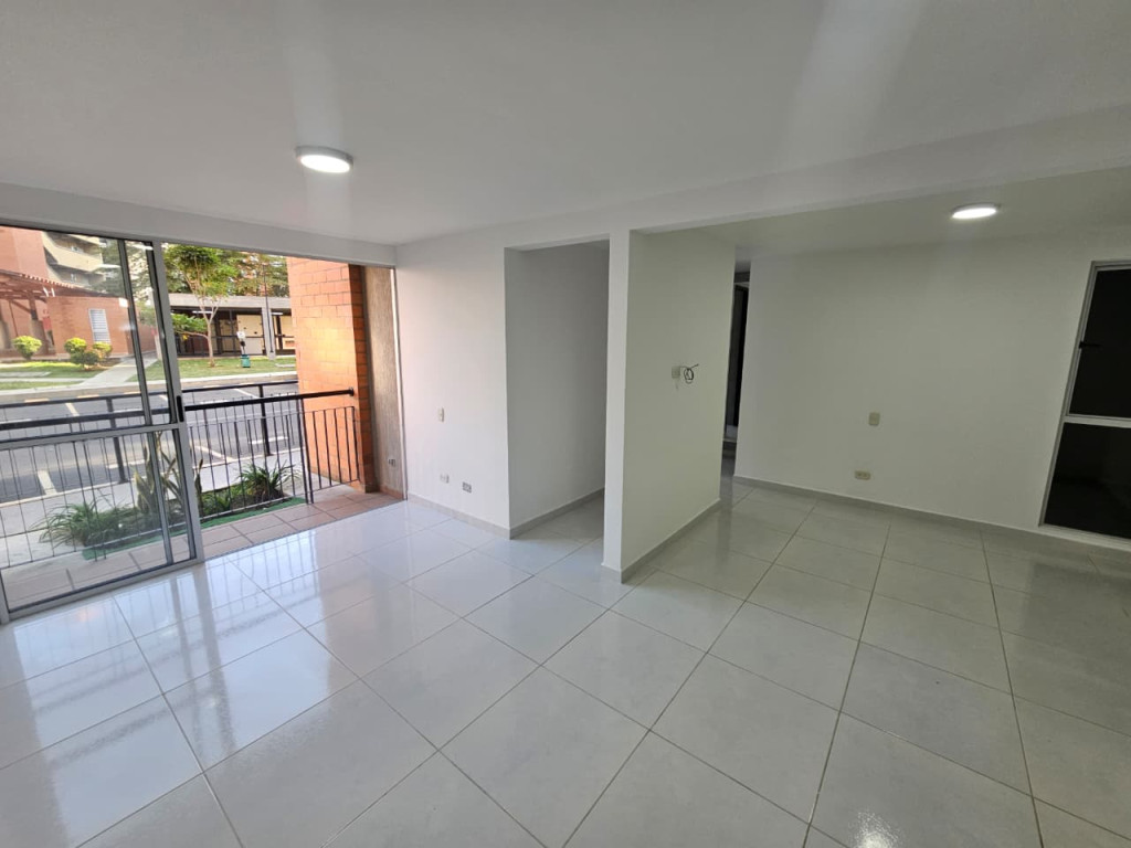 Apartamento En Arriendo - Valle Del Lili, Cali