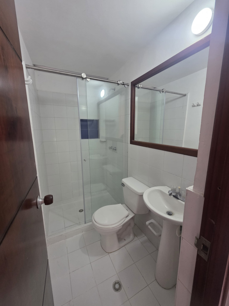 Casa En Arriendo - Prados Del Limonar, Cali