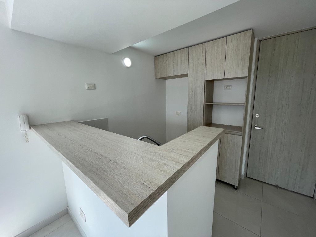 Apartaestudio En Arriendo - Urbanización La Flora, Cali