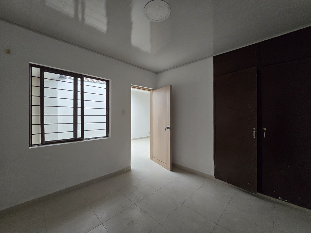 Casa En Venta - Junín, Cali