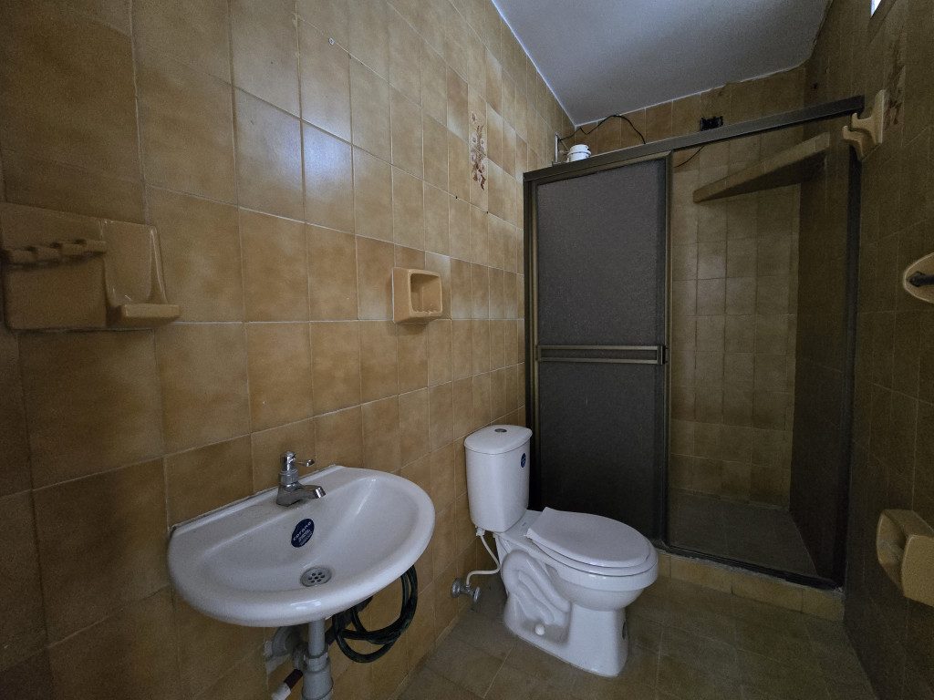 Casa En Venta - Junín, Cali