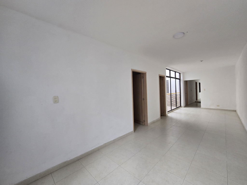 Casa En Venta - Junín, Cali