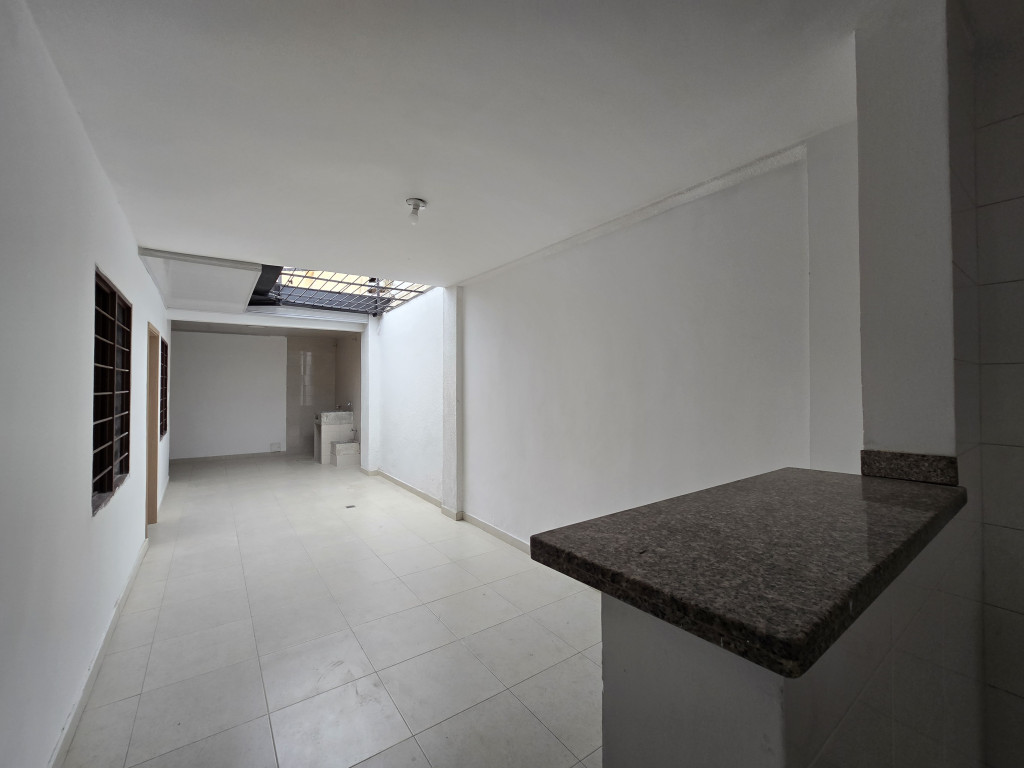 Casa En Venta - Junín, Cali