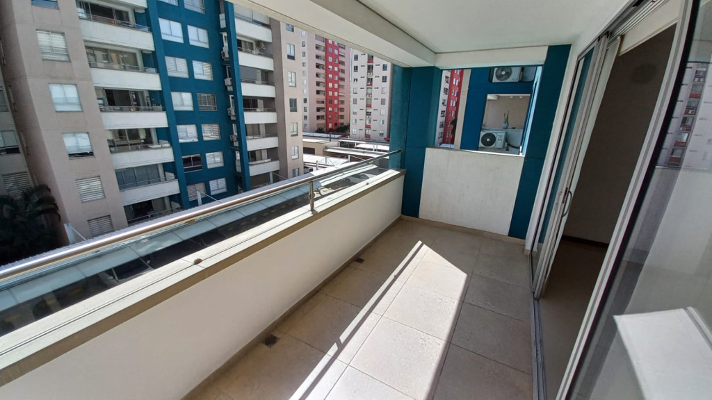 Apartamento En Arriendo - Urbanización La Flora, Cali