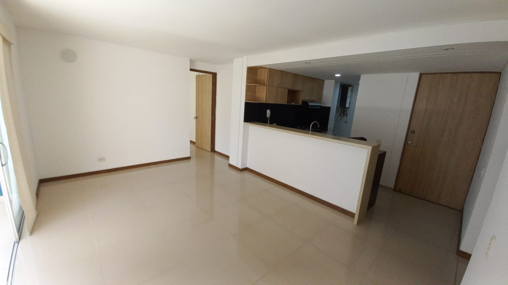 Apartamento En Arriendo - Urbanización La Flora, Cali