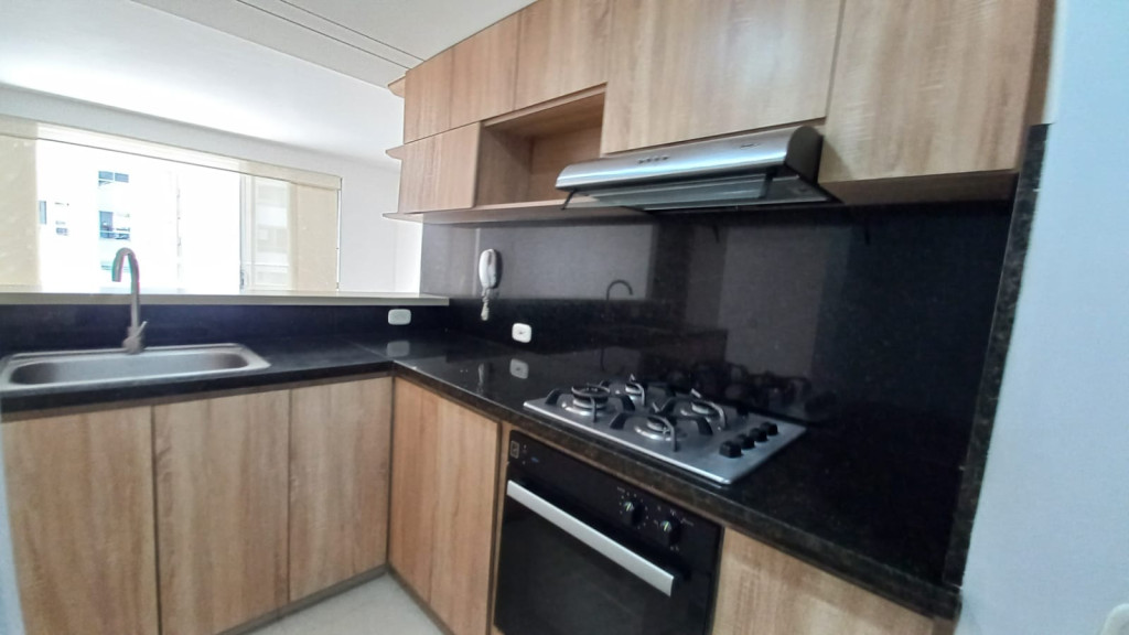 Apartamento En Arriendo - Urbanización La Flora, Cali