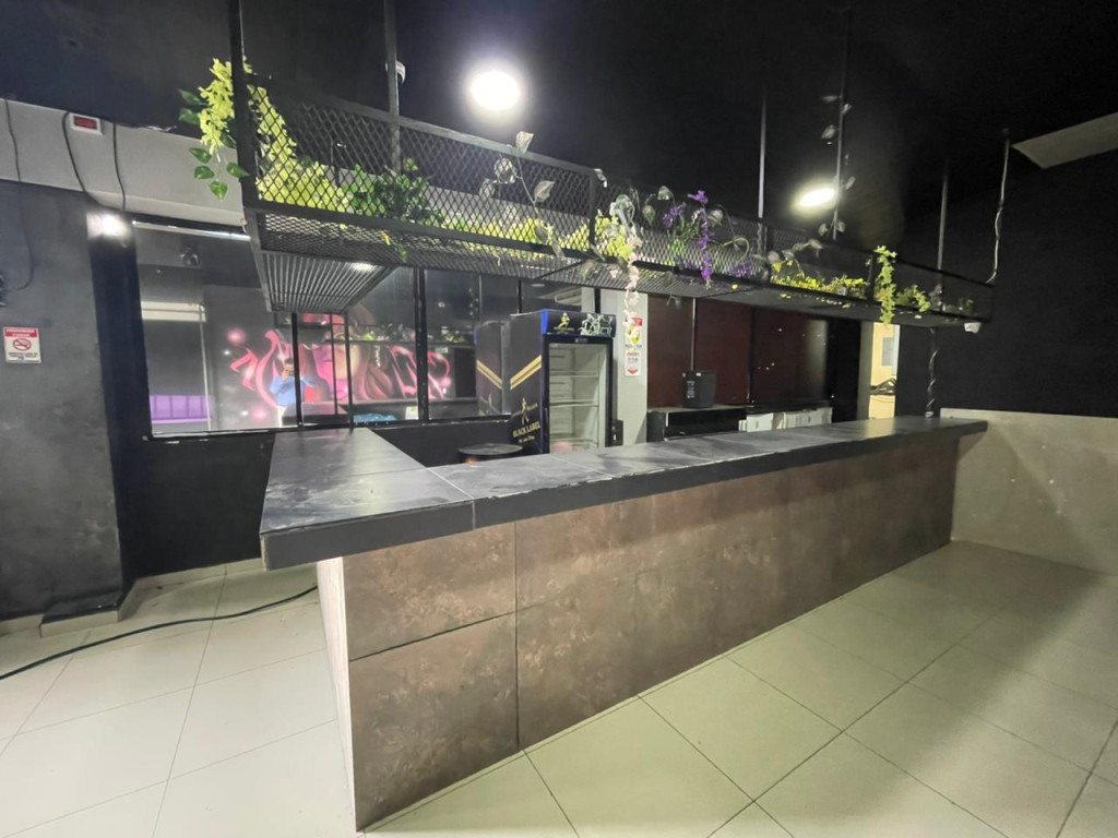Local En Arriendo - Cambulos, Cali