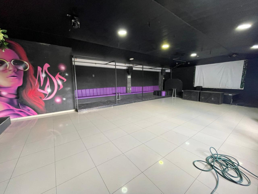Local En Arriendo - Cambulos, Cali