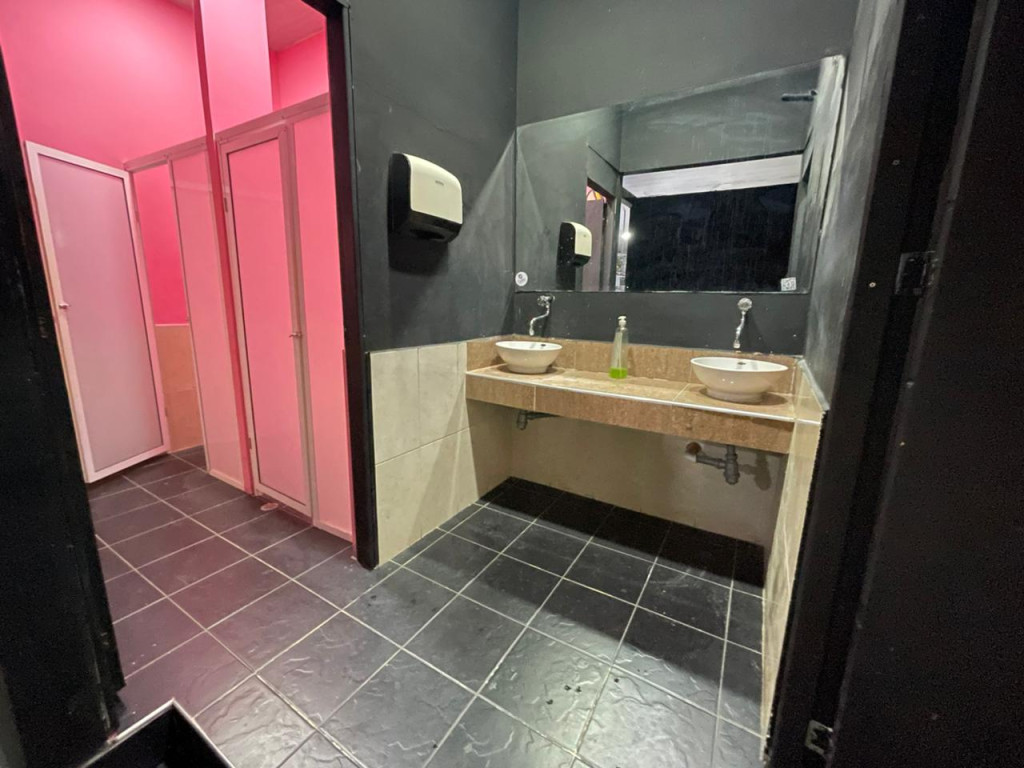 Local En Arriendo - Cambulos, Cali