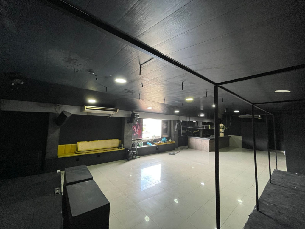 Local En Arriendo - Cambulos, Cali