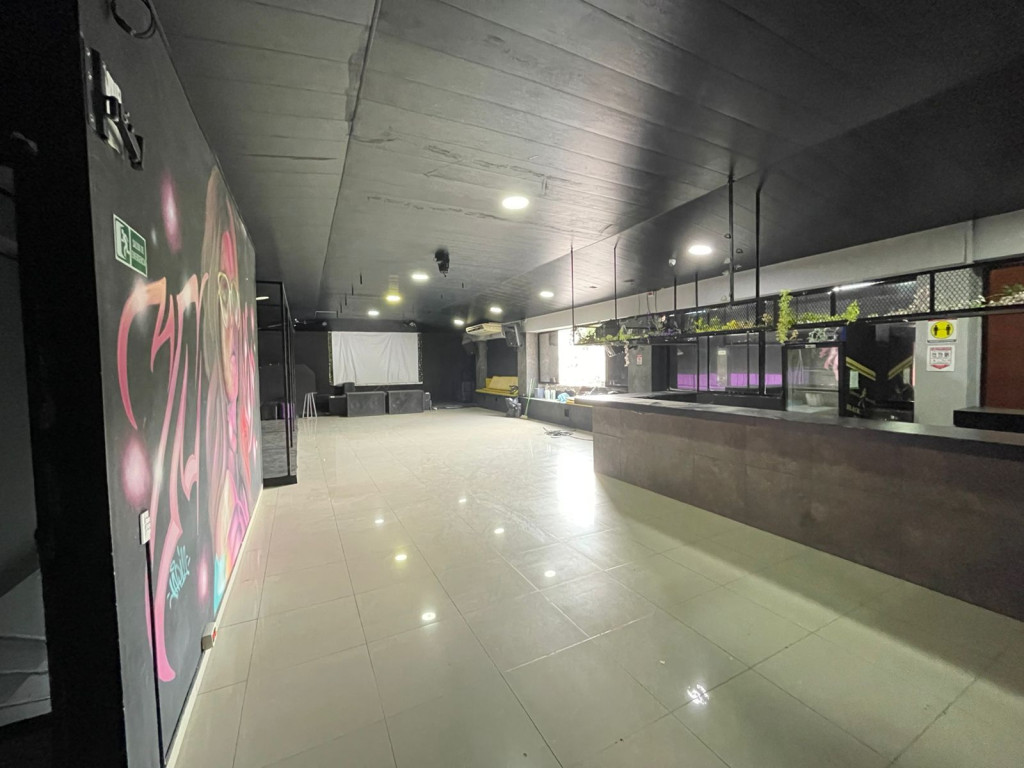 Local En Arriendo - Cambulos, Cali