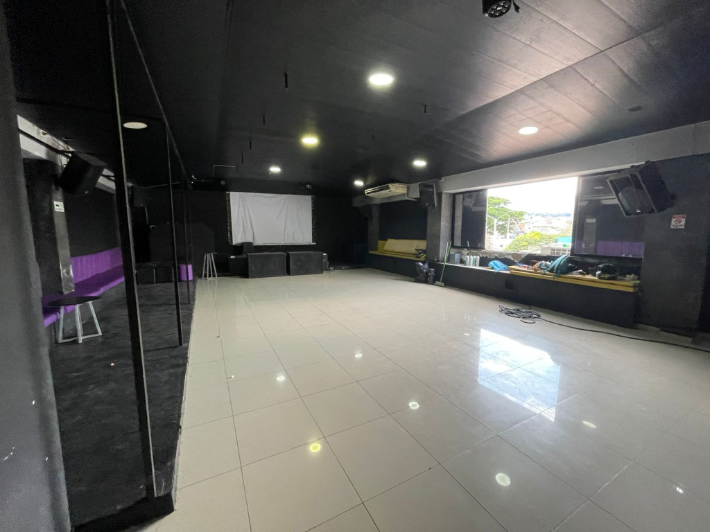 Local En Arriendo - Cambulos, Cali