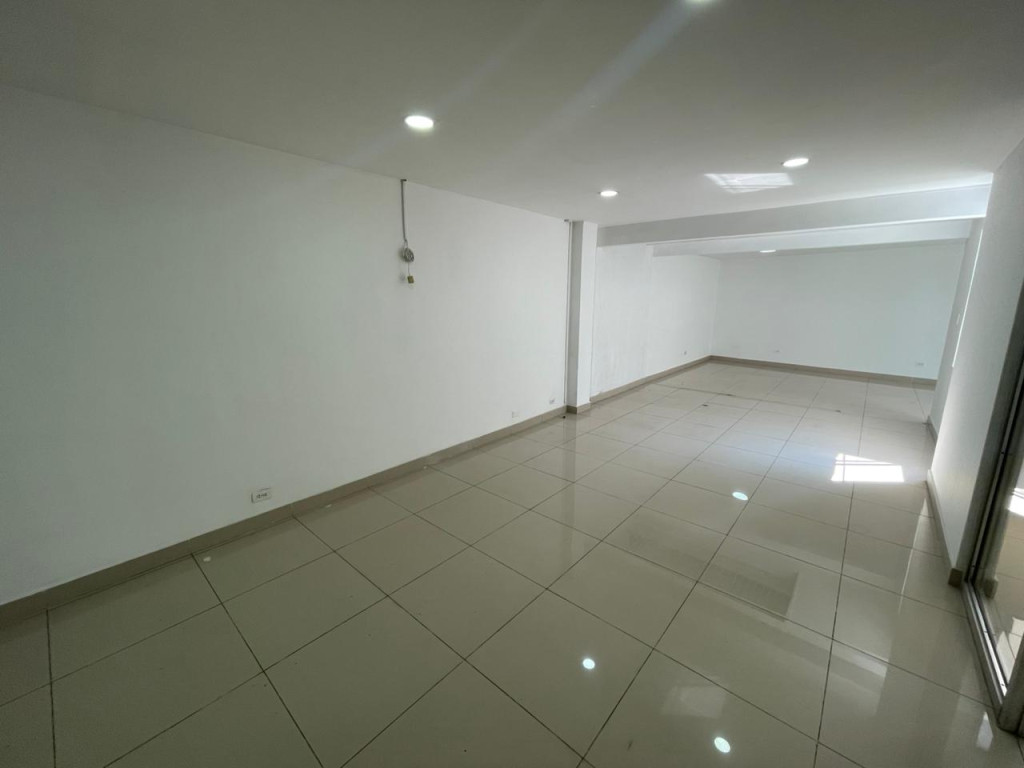 Local En Arriendo - Versalles, Cali