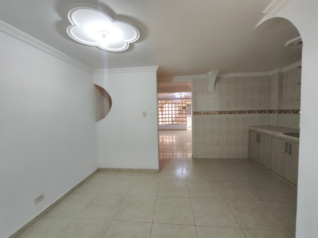 Casa En Arriendo - Villa Del Prado, Cali