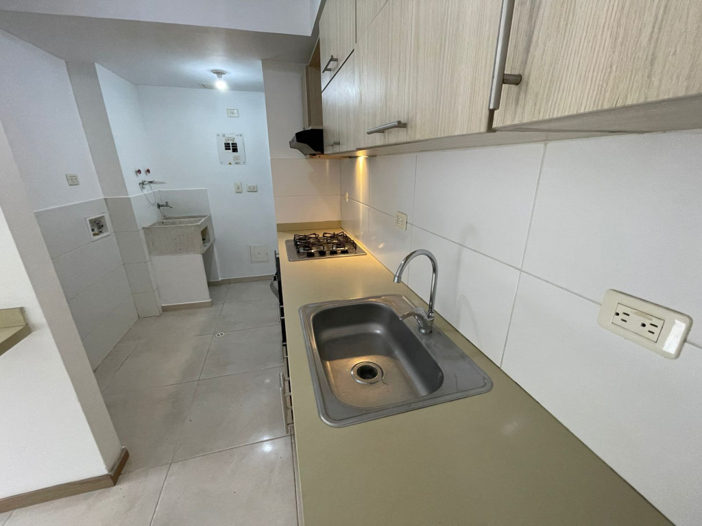 Apartamento En Arriendo - Prados Del Norte, Cali