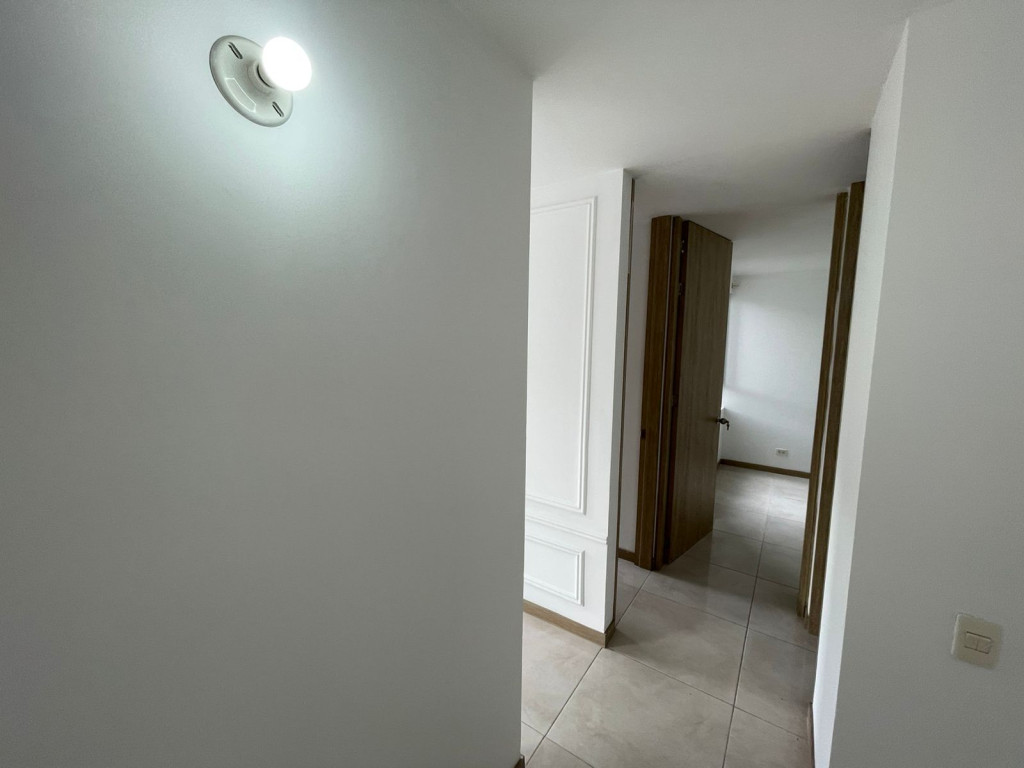 Apartamento En Arriendo - Prados Del Norte, Cali