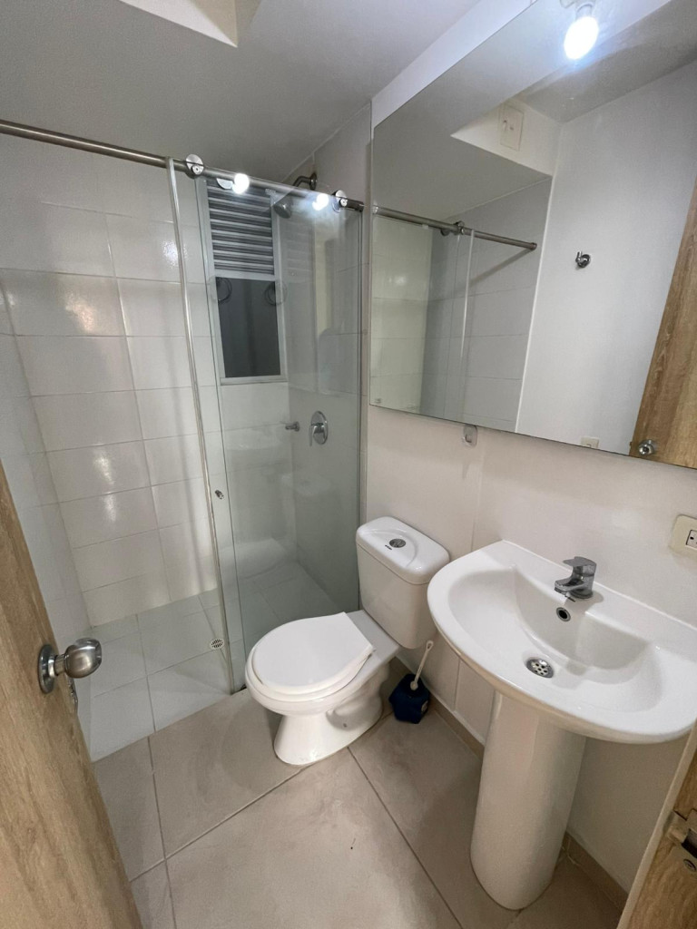 Apartamento En Arriendo - Prados Del Norte, Cali