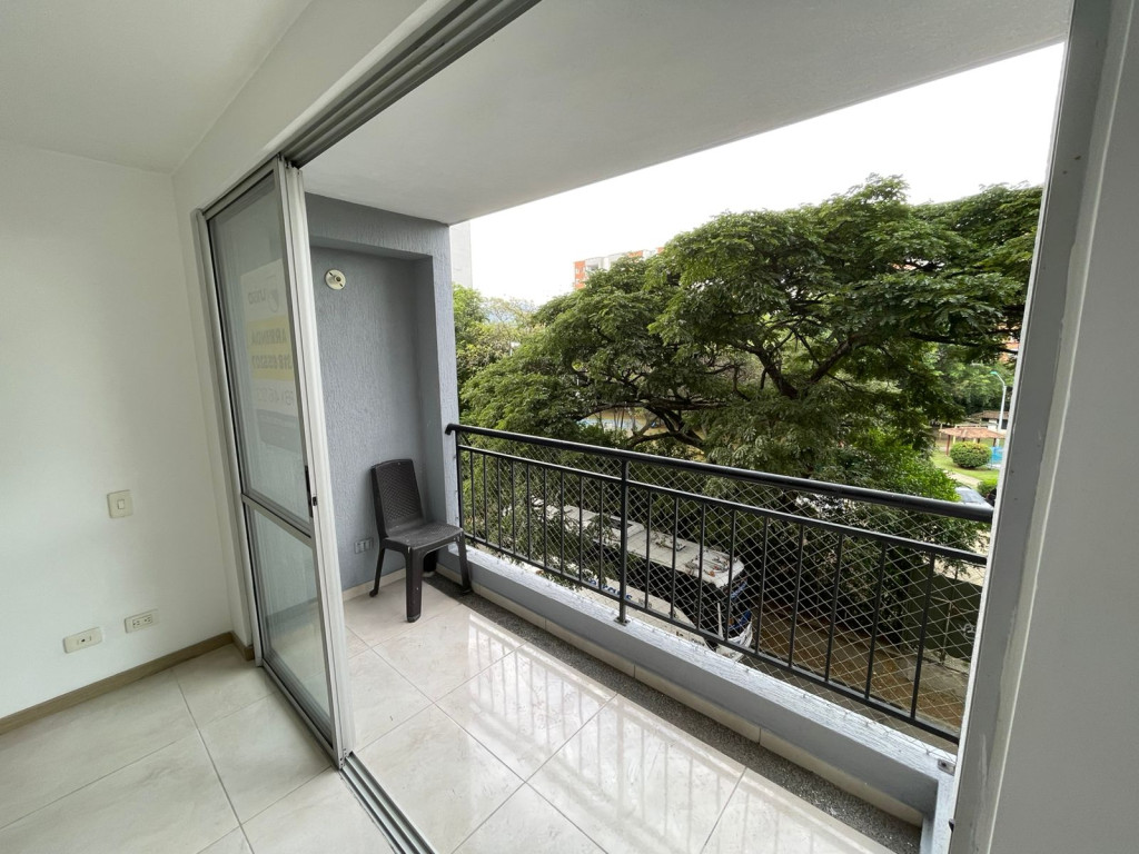 Apartamento En Arriendo - Prados Del Norte, Cali