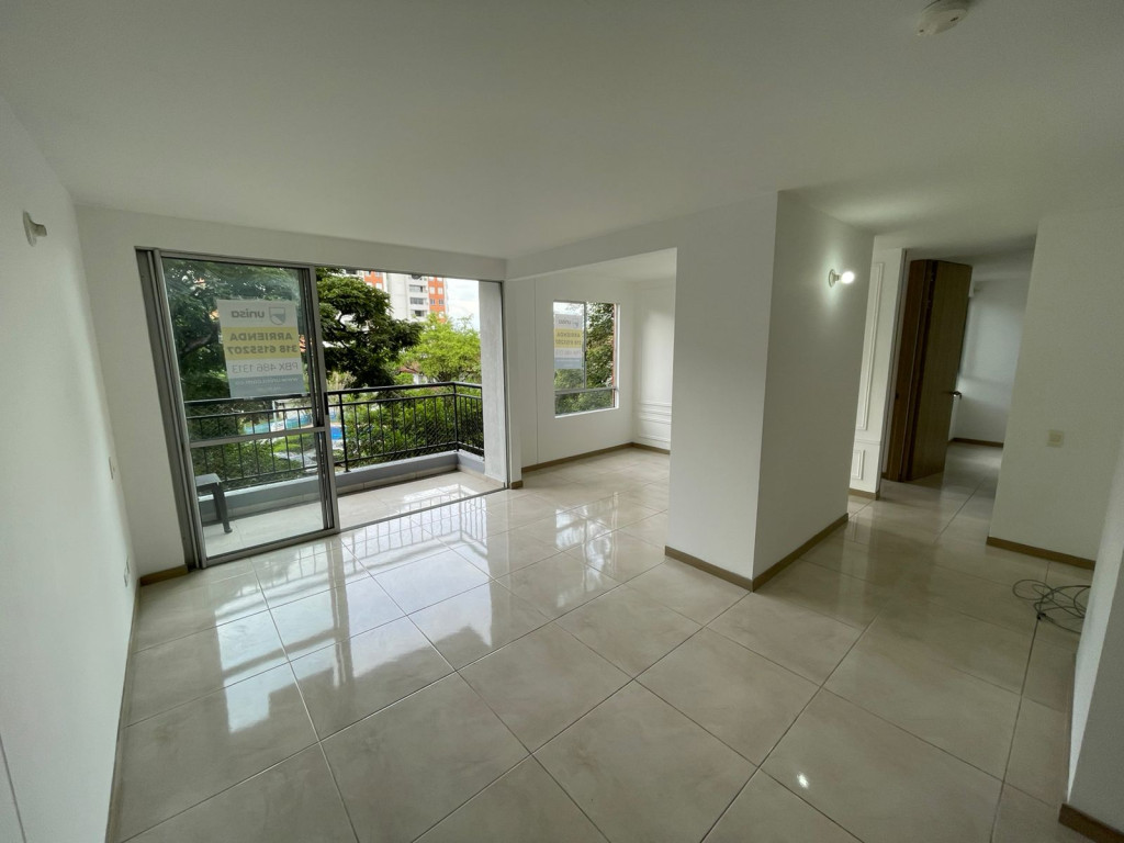 Apartamento En Arriendo - Prados Del Norte, Cali