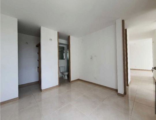 Apartamento En Arriendo - Prados Del Norte, Cali