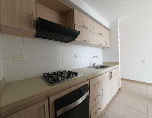 Apartamento En Arriendo - Prados Del Norte, Cali