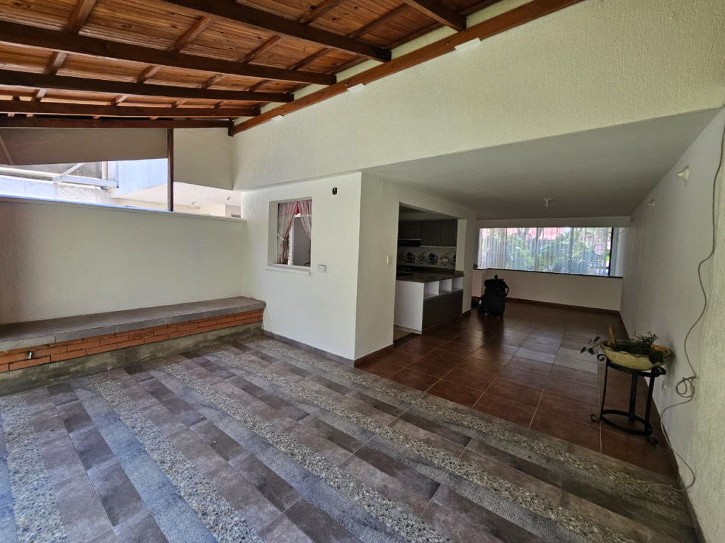 Casa En Arriendo - Cañaveralejo - Seguros Patria, Cali