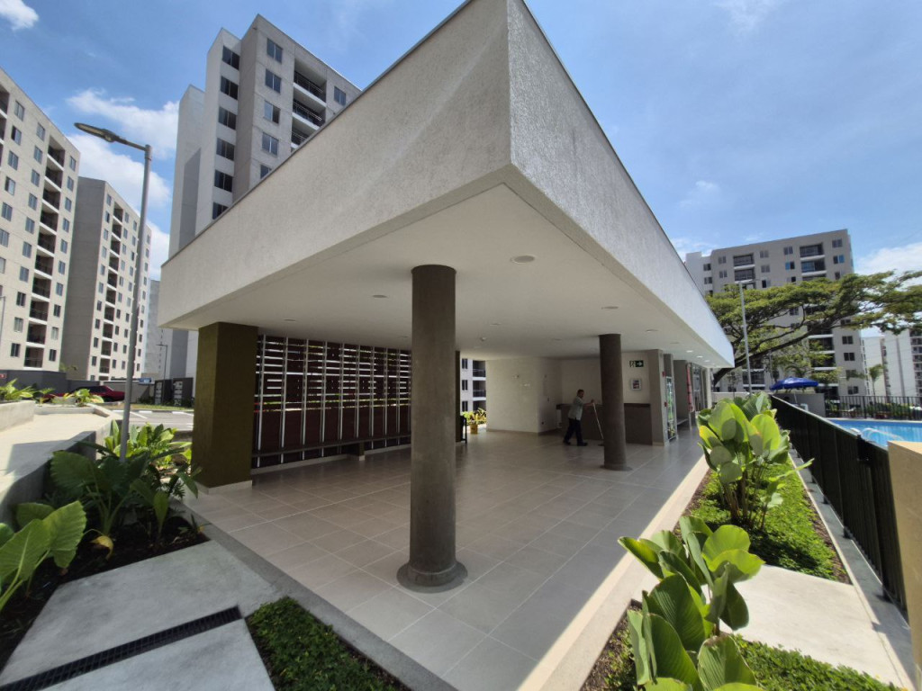 Apartamento En Venta - Ciudad Guabinas, Yumbo