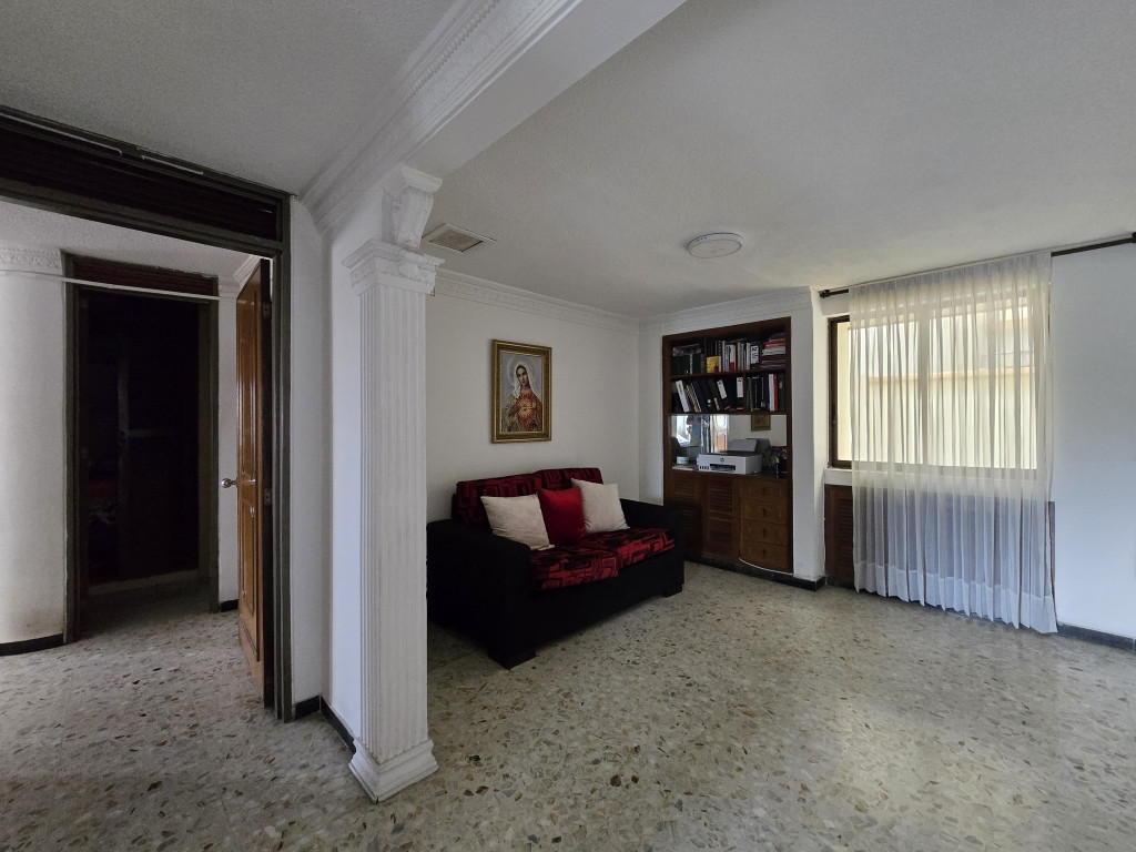 Apartamento En Venta - Tejares - Cristales, Cali
