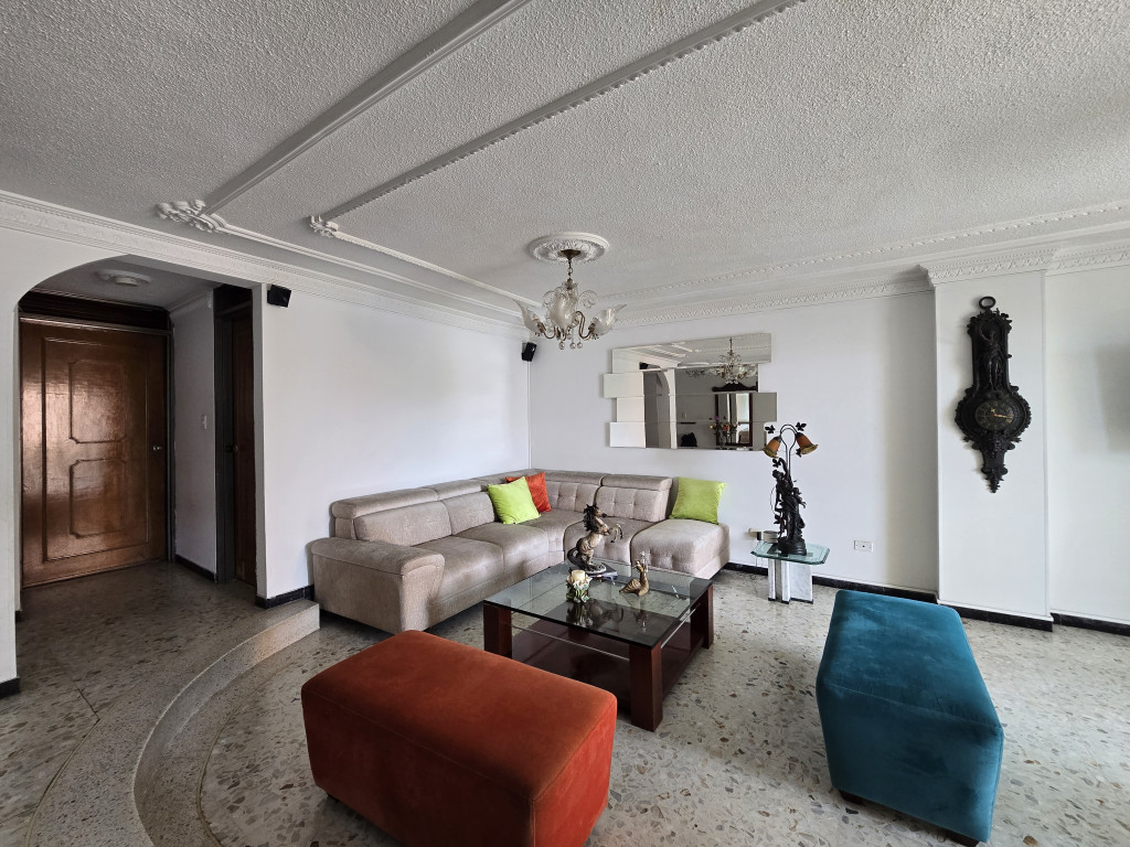 Apartamento En Venta - Tejares - Cristales, Cali