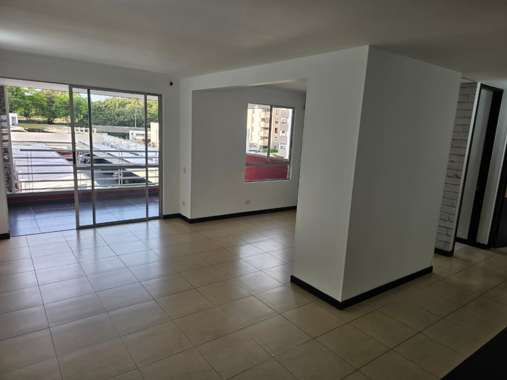 Apartamento En Arriendo - La Flora, Cali