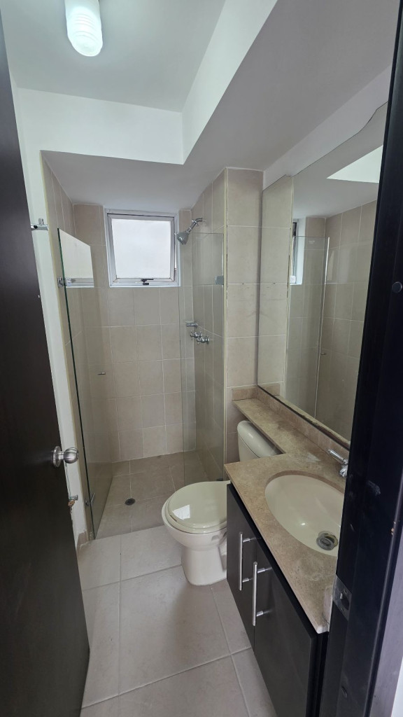 Apartamento En Arriendo - El Limonar, Cali