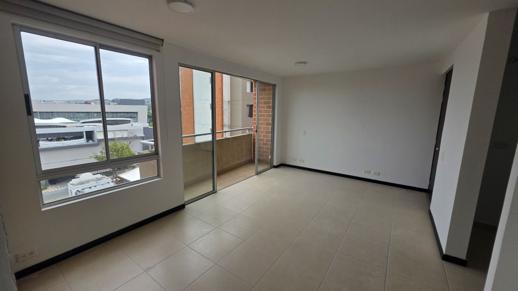 Apartamento En Arriendo - El Limonar, Cali