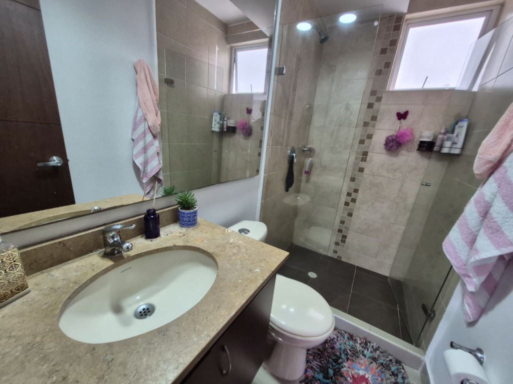Apartamento En Venta - Normandía, Cali