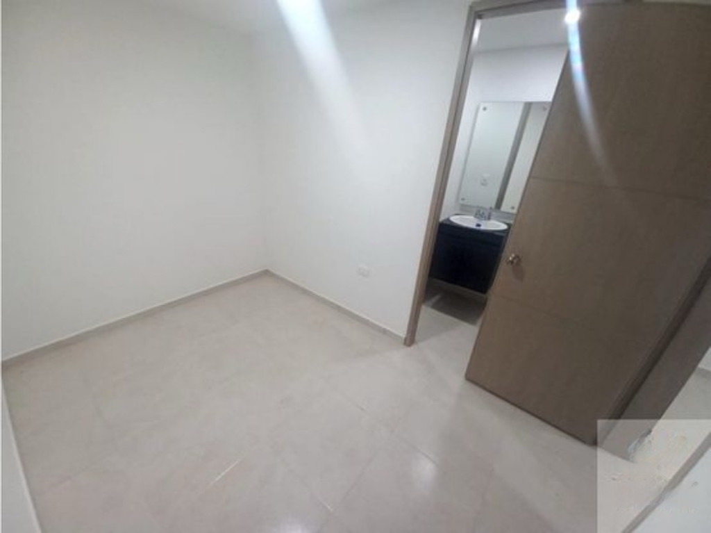 Apartaestudio En Arriendo - Miraflores, Cali