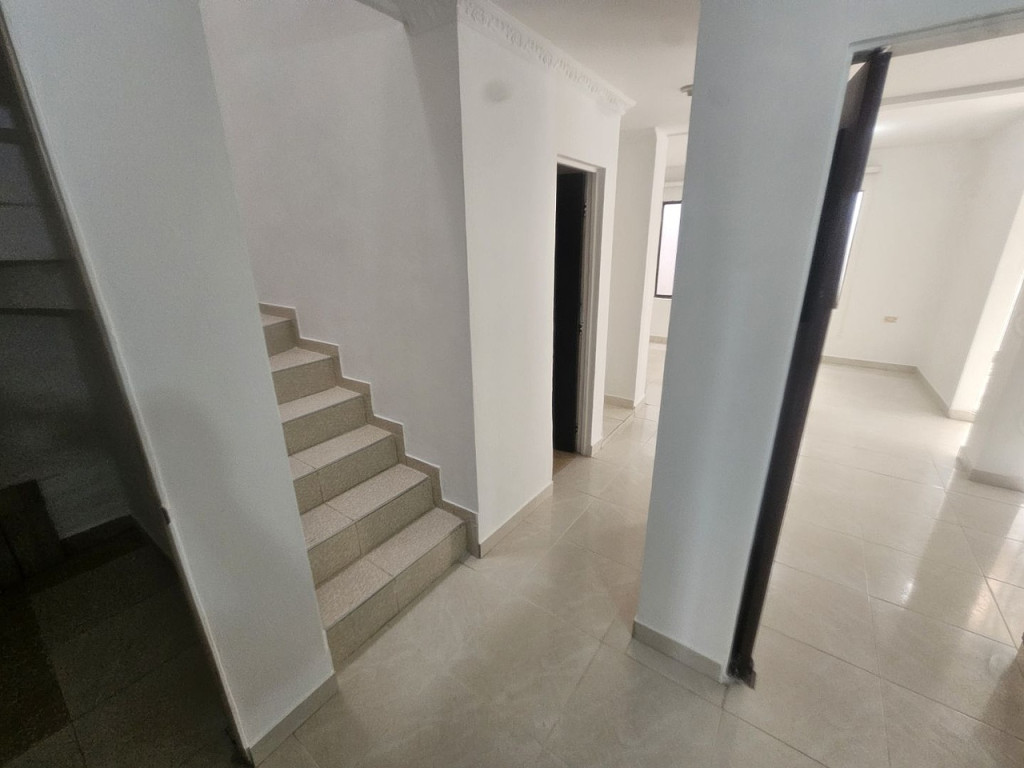 Casa En Arriendo - Ciudad 2000, Cali