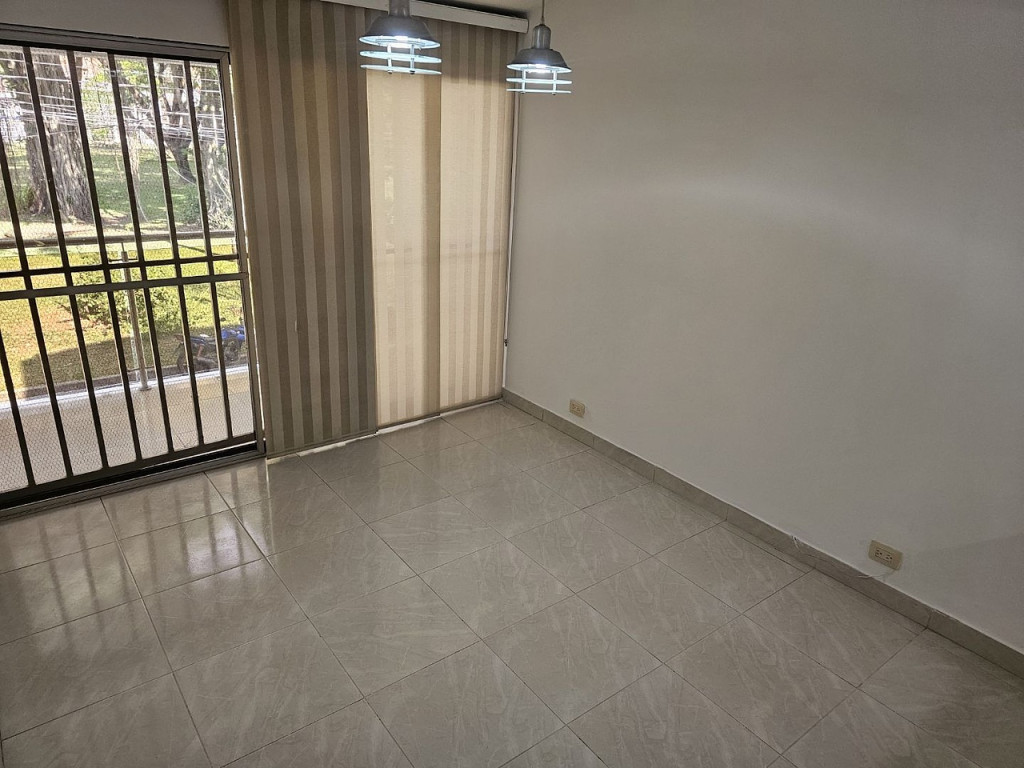 Casa En Arriendo - Ciudad 2000, Cali