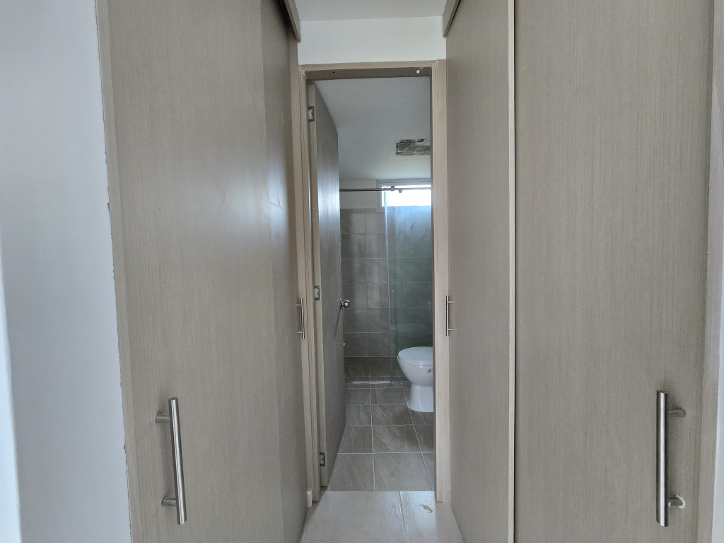 Apartamento En Venta - Bochalema, Cali