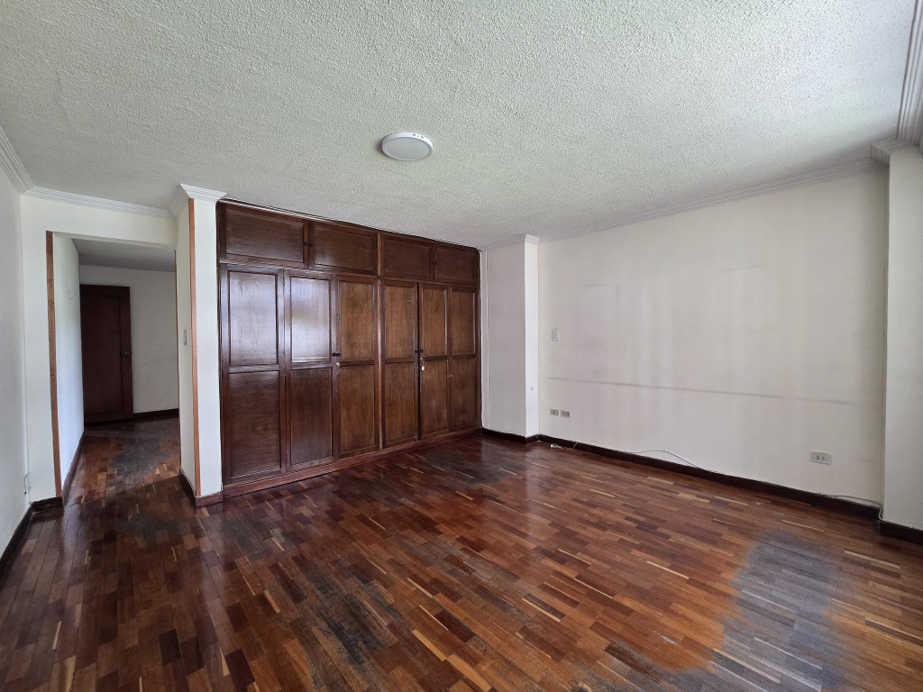 Detalle Inmueble Principal 16 Apartamento En Venta - Urbanización La Flora, Cali