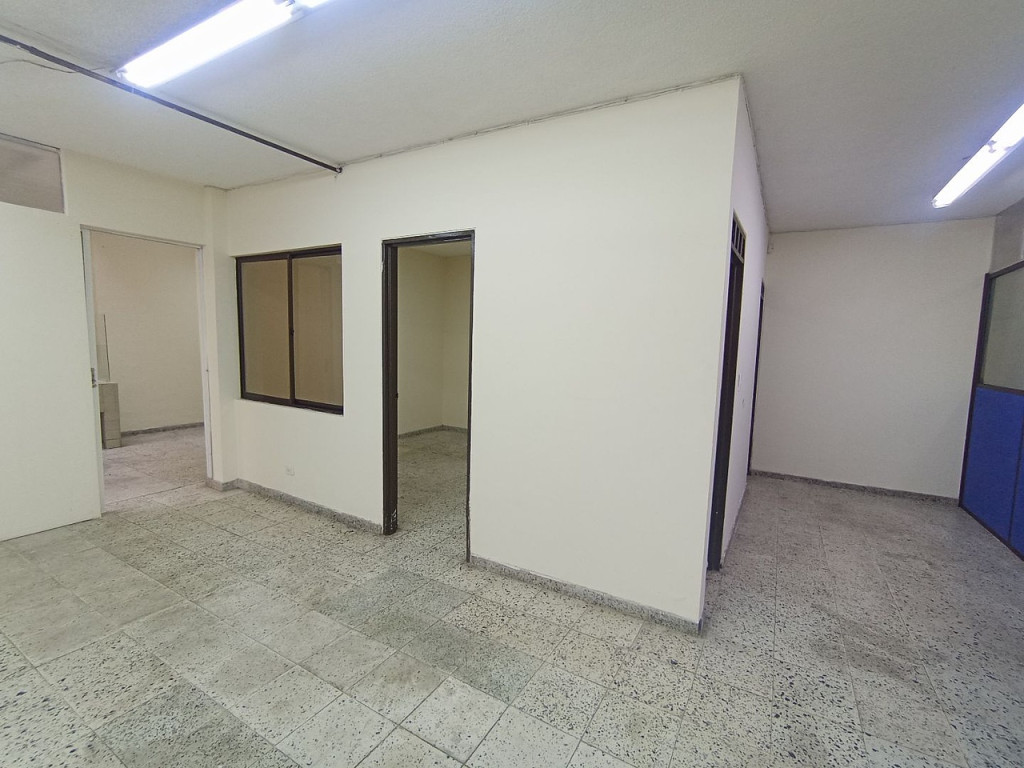 Detalle Inmueble Principal 3 Casas Con Local En Arriendo - Departamental, Cali