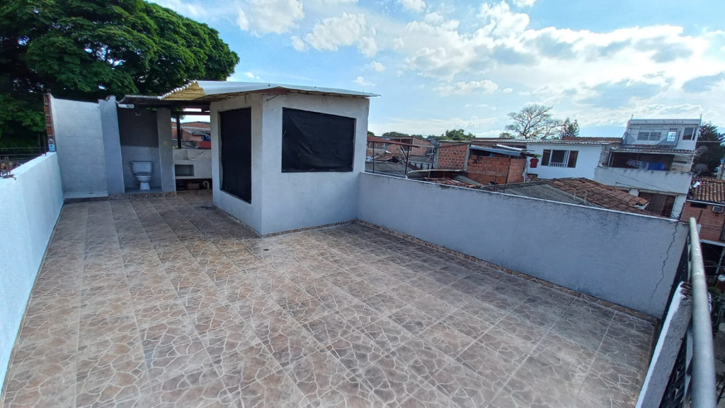 Detalle Inmueble Principal 18 Casa En Arriendo - Paseo De Los Almendros, Cali