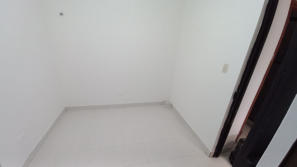Detalle Inmueble Principal 9 Casa En Arriendo - Paseo De Los Almendros, Cali