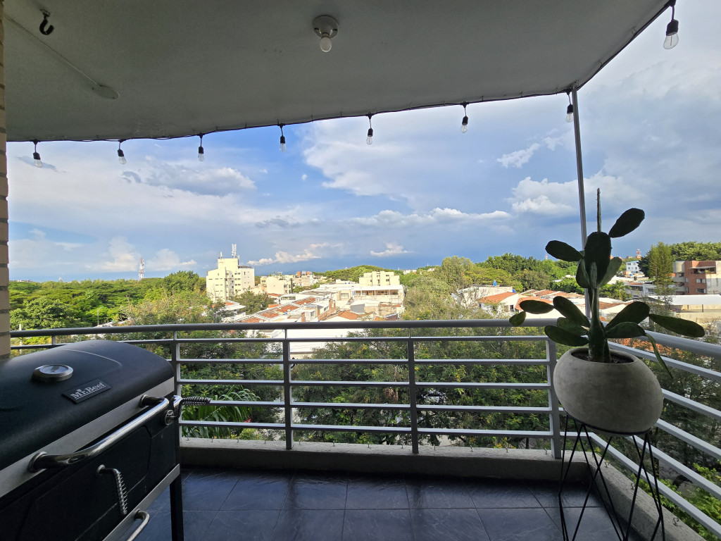 Apartamento En Venta - El Ingenio, Cali