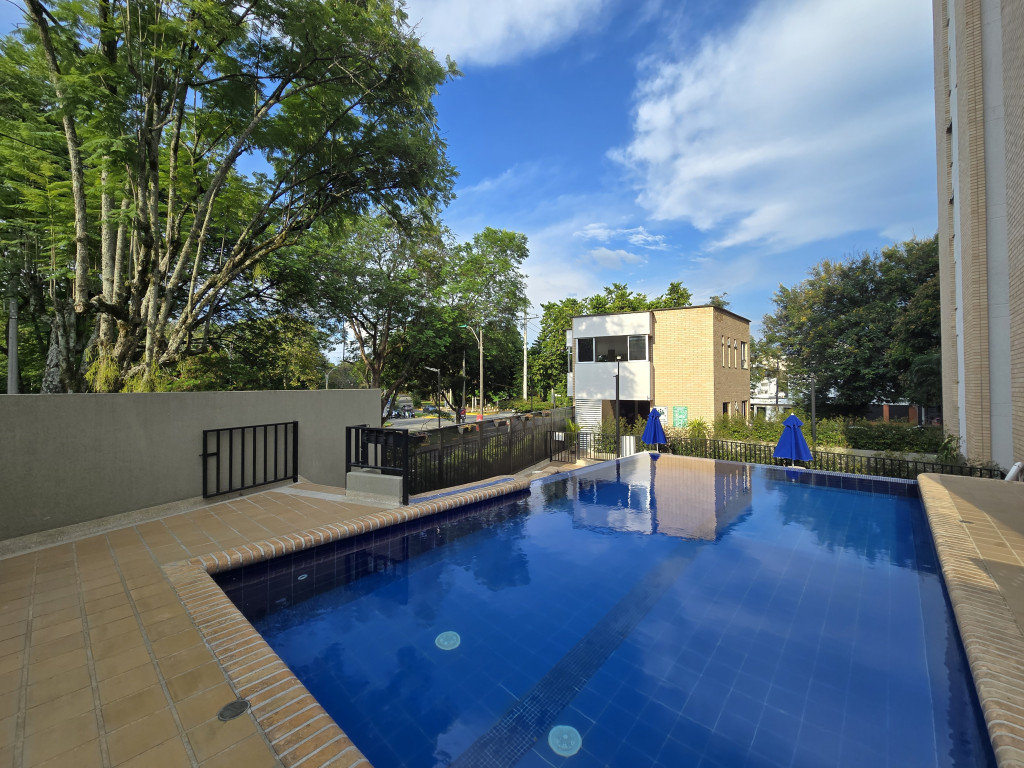 Apartamento En Venta - El Ingenio, Cali