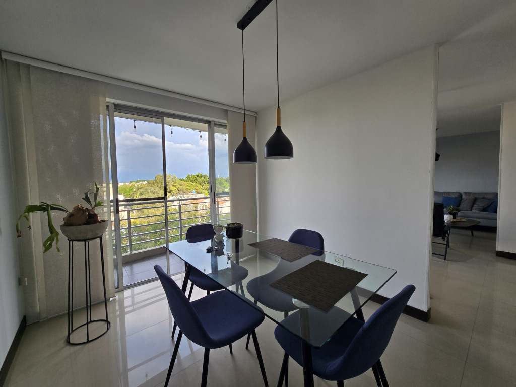 Apartamento En Venta - El Ingenio, Cali