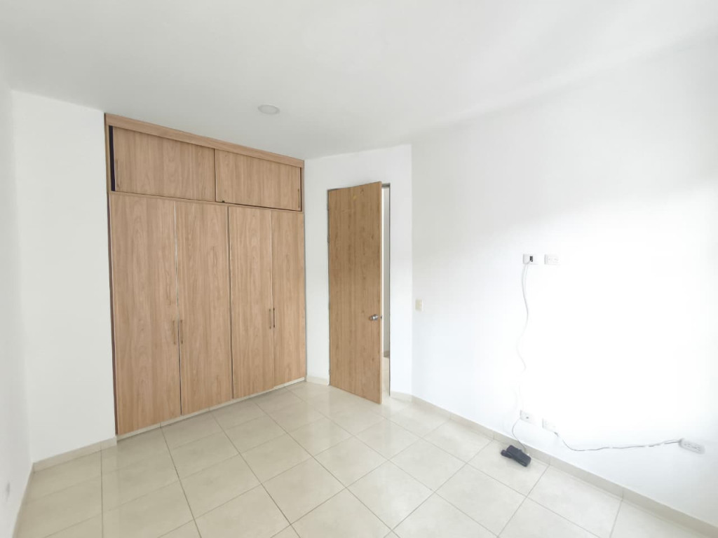 Detalle Inmueble Principal 10 Apartamento En Arriendo - Vipasa, Cali